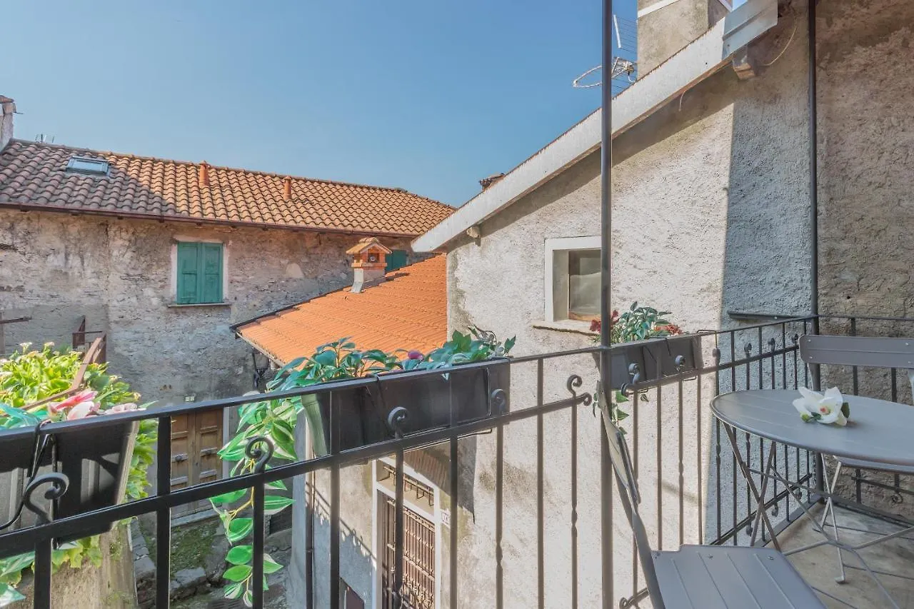 Casa Cavalli Varenna 0*,